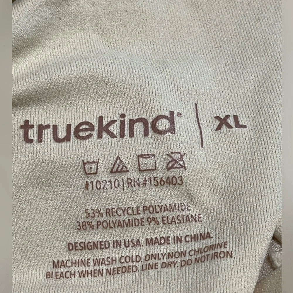 TRUEKIND SUPPORTIVE COMFORT, WIRELESS SHAPING BRA, COLOR CHAI SIZE XL